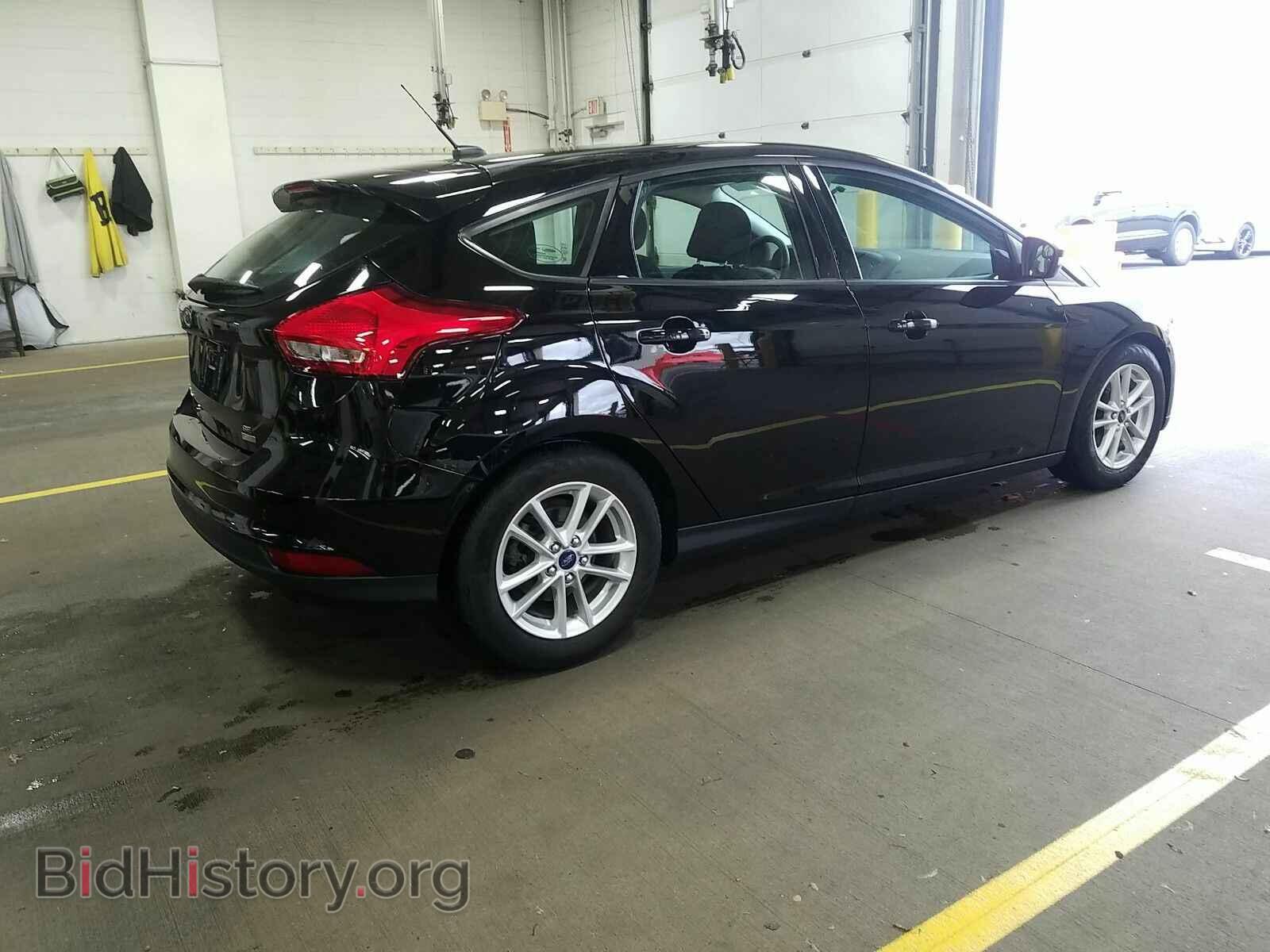 2016 Ford Focus - VIN: 1FADP3KEXGL273629 - Photo 2