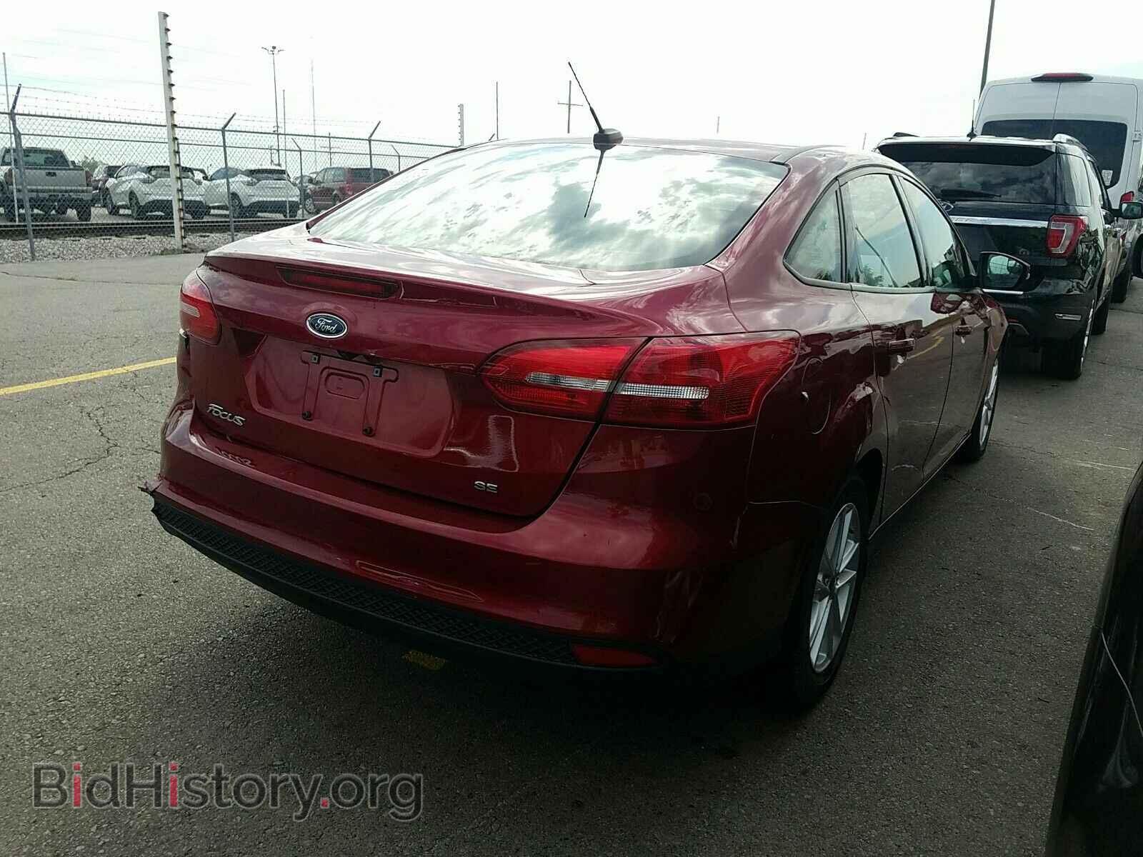 2017 Ford Focus - VIN: 1FADP3F26HL209265 - Фото 2