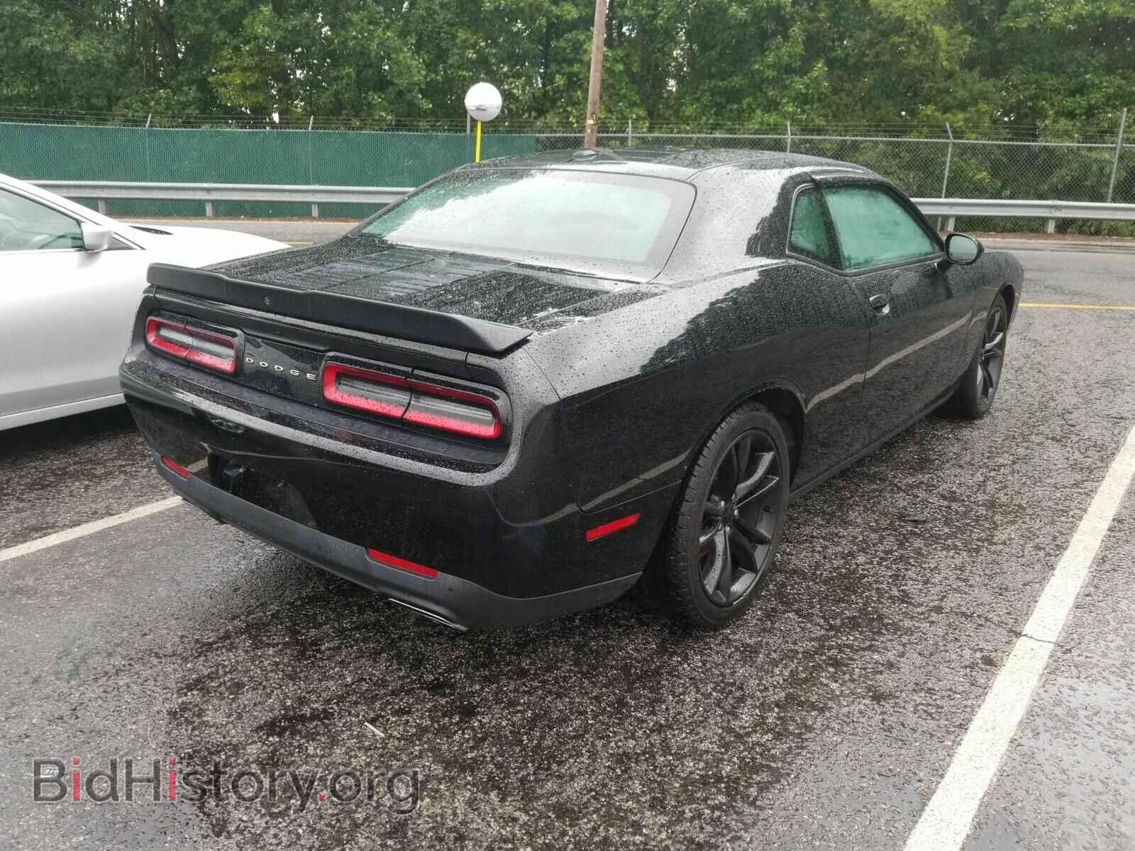 2016 Dodge Challenger - VIN: 2C3CDZBT4GH264796 - Photo 2