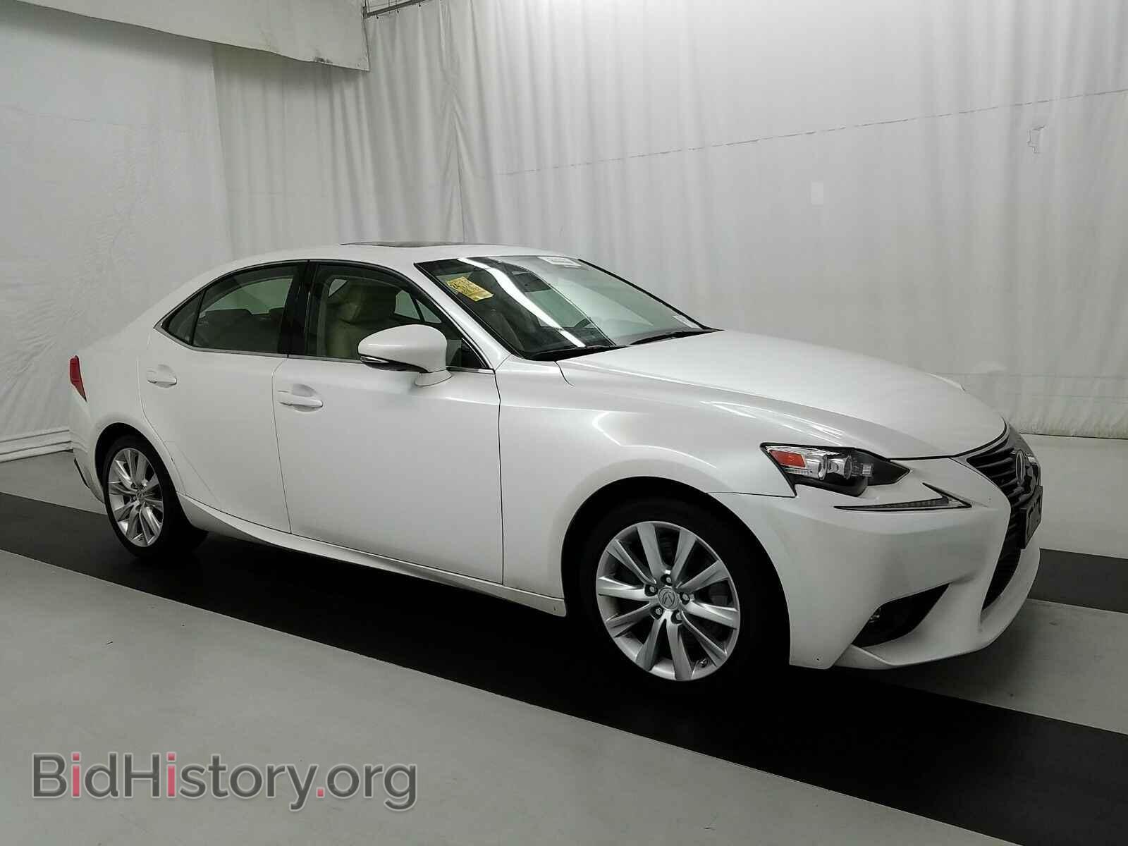 2016 Lexus IS 300 - VIN: JTHCM1D20G5007996 - Фото 3