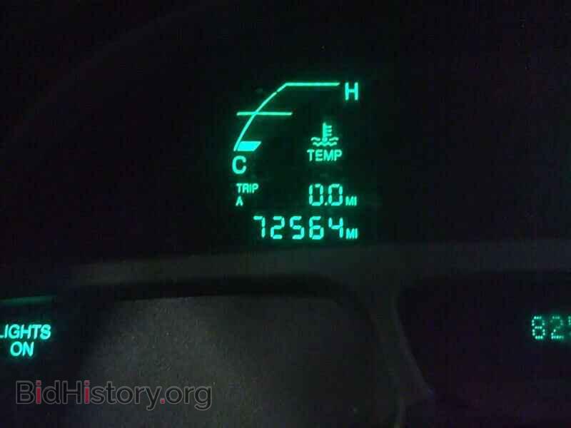 2000 Cadillac DeVille - VIN: 1G6KD54Y7YU339663 - Photo 5