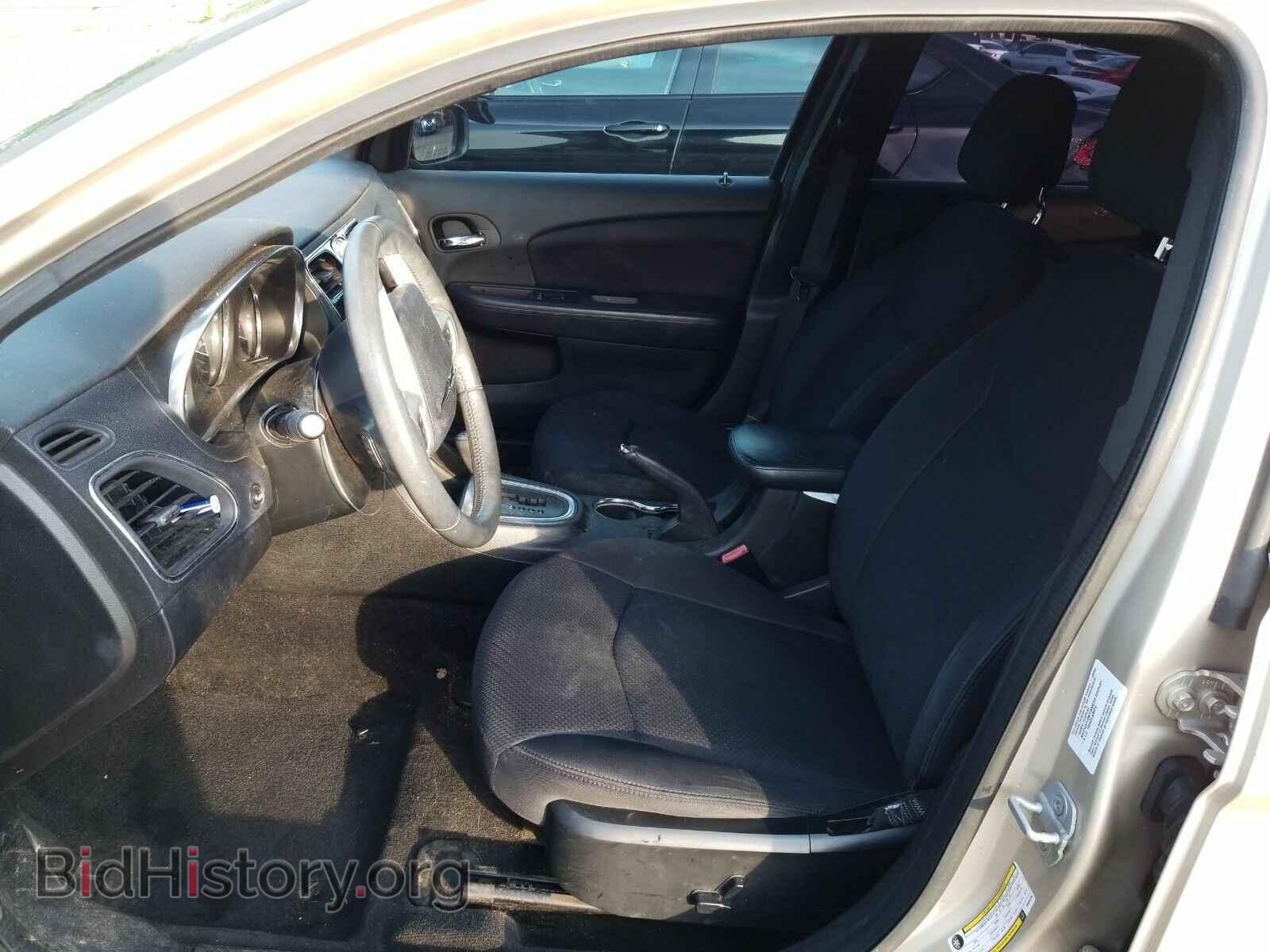 2013 Chrysler 200 - VIN: 1C3CCBBB6DN694205 - Photo 3