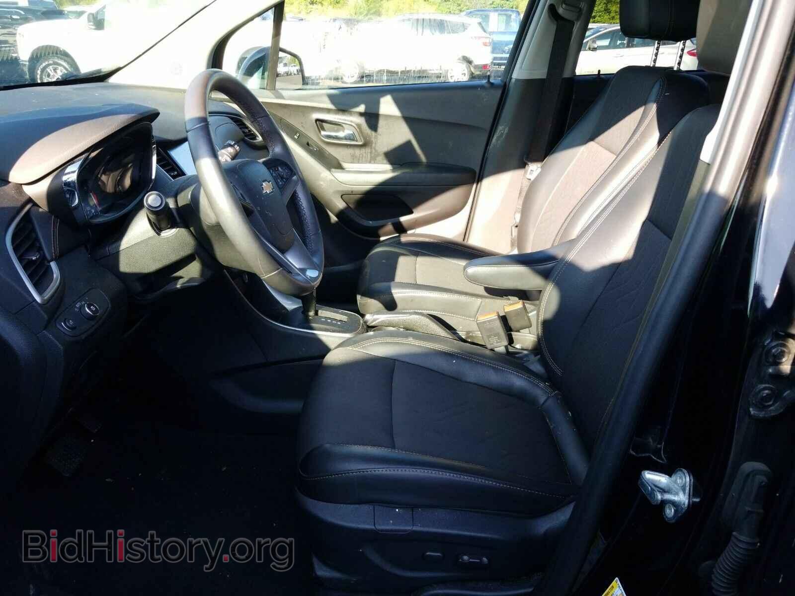 2017 Chevrolet Trax - VIN: 3GNCJPSB2HL272282 - Фото 3