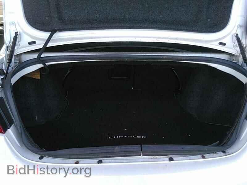 2011 Chrysler 200 - VIN: 1C3BC1FG5BN552906 - Фото 7