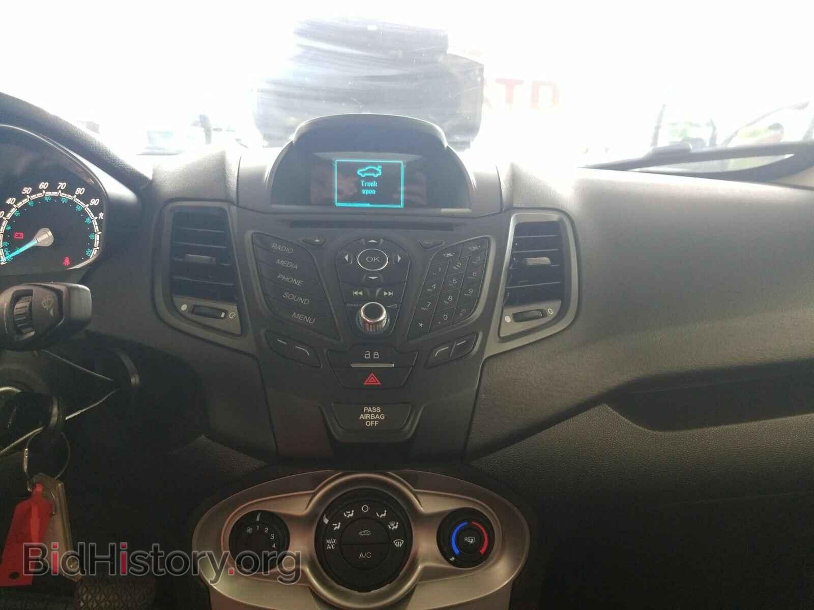 2017 Ford Fiesta - VIN: 3FADP4BJ9HM138029 - Фото 4
