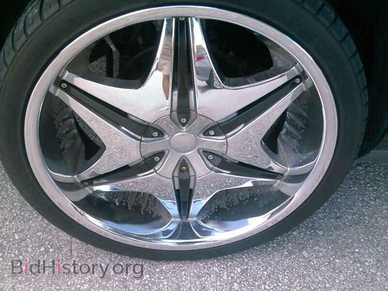 2009 Dodge Challenger - VIN: 2B3LJ44V49H577258 - Фото 10