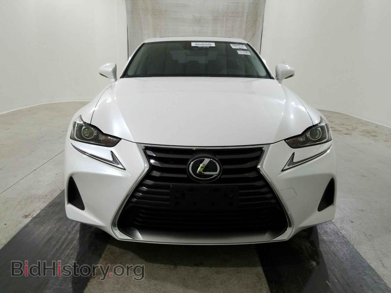 2017 Lexus IS - VIN: JTHBA1D29H5038797 - Фото 2