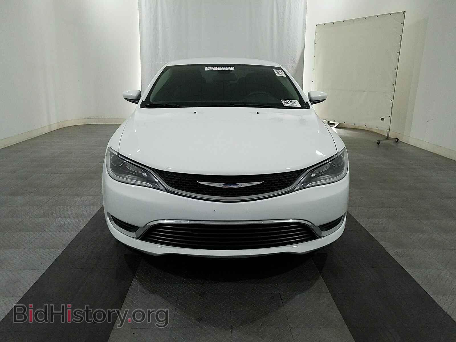 2016 Chrysler 200 - VIN: 1C3CCCAB6GN124250 - Фото 2