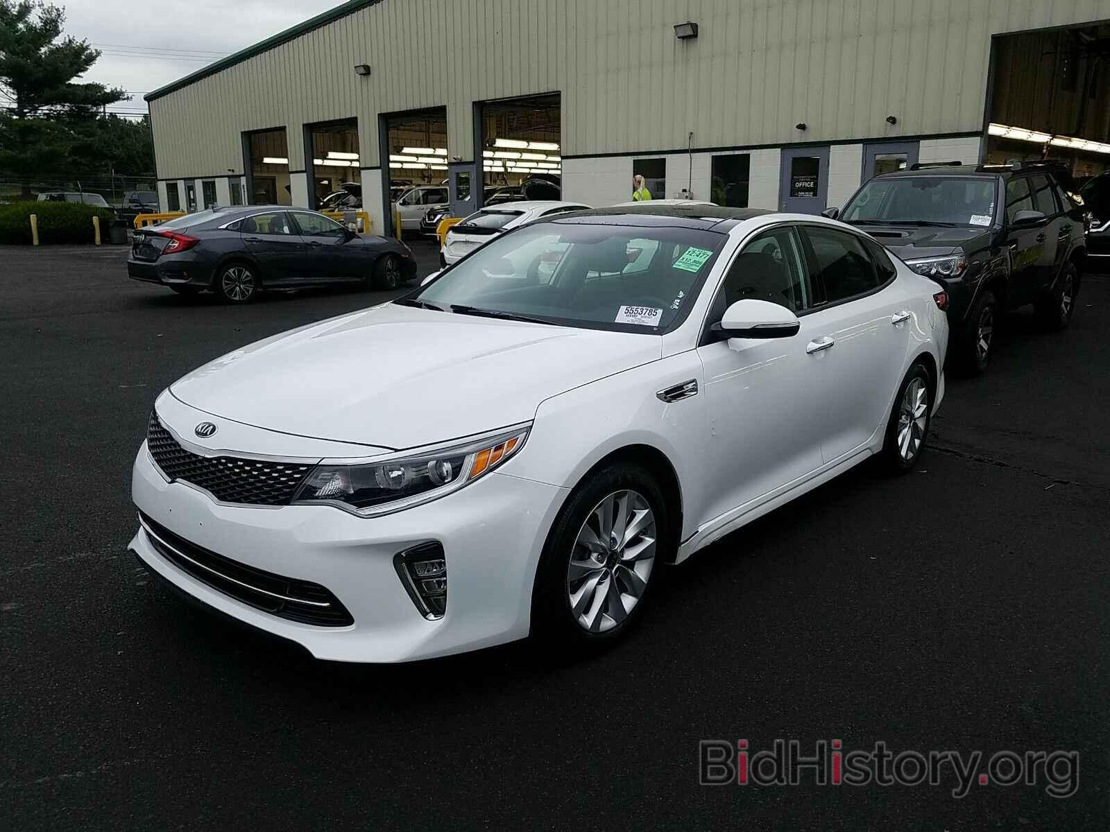 Photo 5XXGT4L35JG236940 - Kia Optima 2018