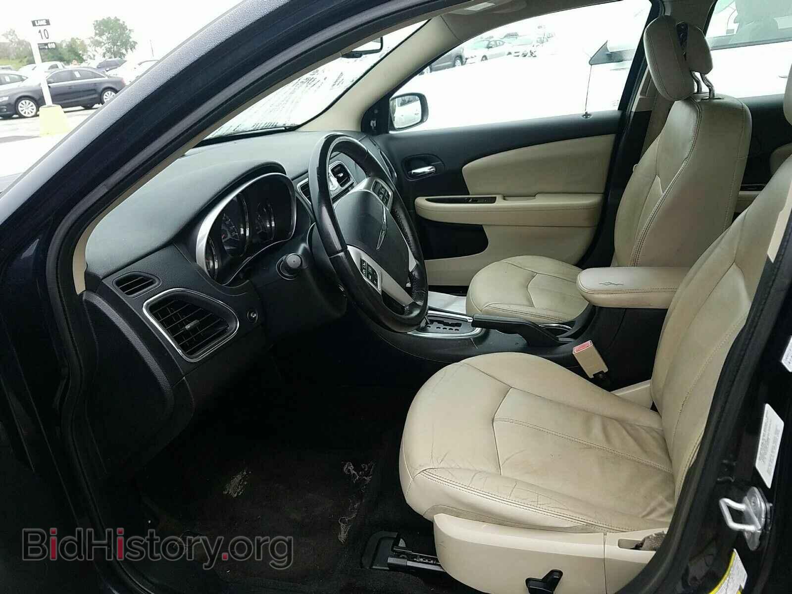 2011 Chrysler 200 - VIN: 1C3BC2FB5BN594969 - Фото 3