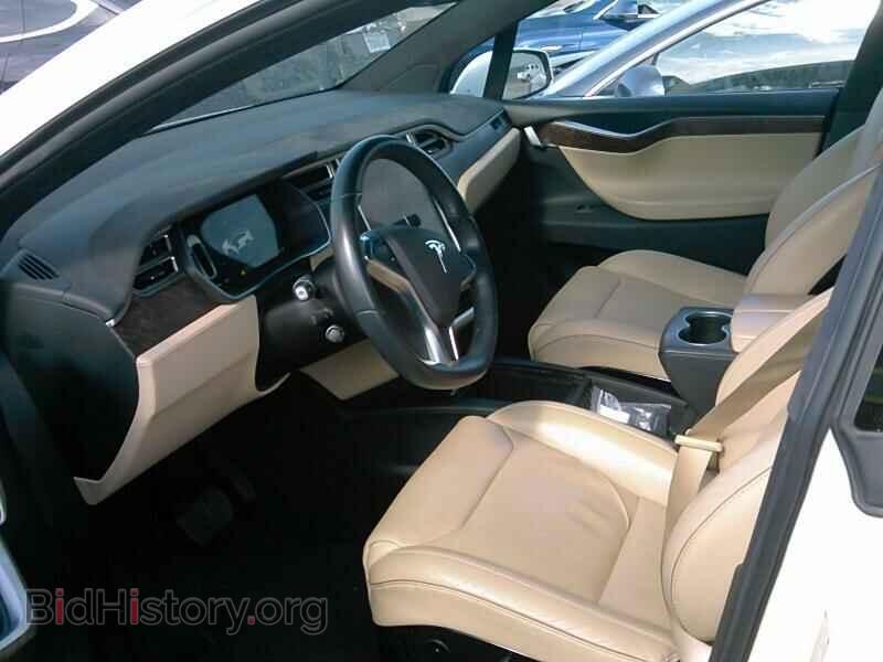 2016 Tesla Model X - VIN: 5YJXCBE23GF005703 - Photo 3