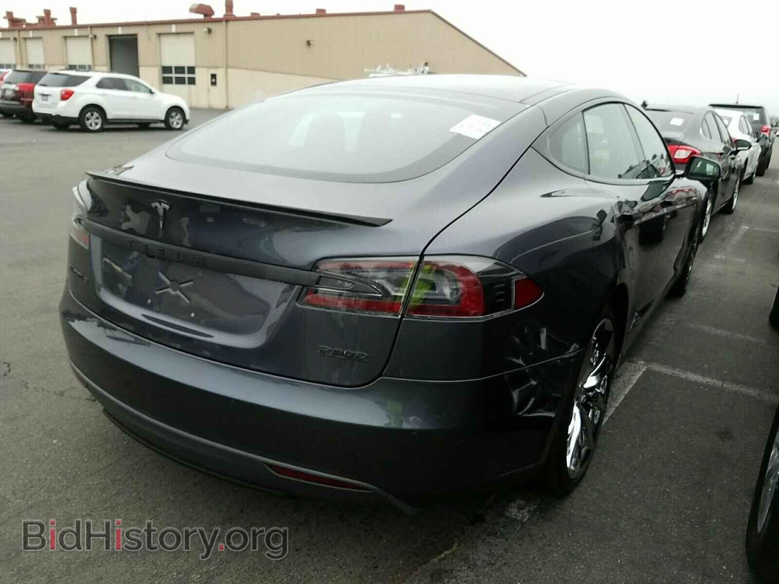 2016 Tesla Model S - VIN: 5YJSA1E44GF123769 - Photo 2