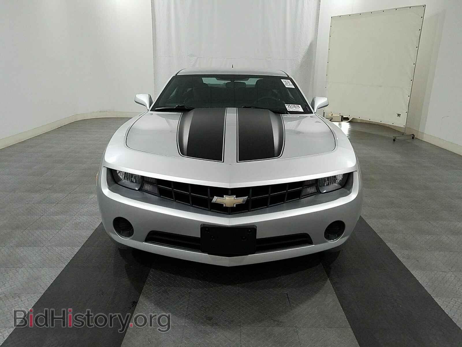 2012 Chevrolet Camaro - VIN: 2G1FA1E33C9197085 - Photo 2