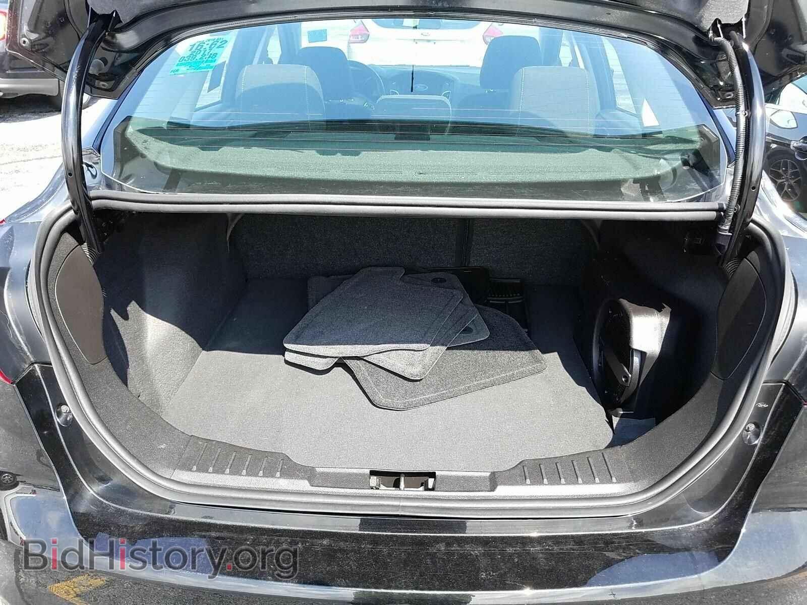 2017 Ford Focus - VIN: 1FADP3H21HL234975 - Фото 7