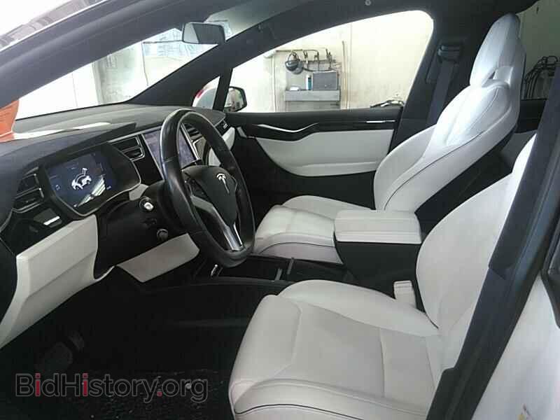 2016 Tesla Model X - VIN: 5YJXCAE29GF008633 - Photo 3