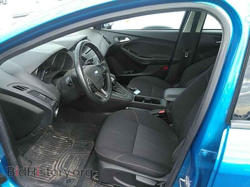 2017 Ford Focus - VIN: 1FADP3F29HL219210 - Фото 3