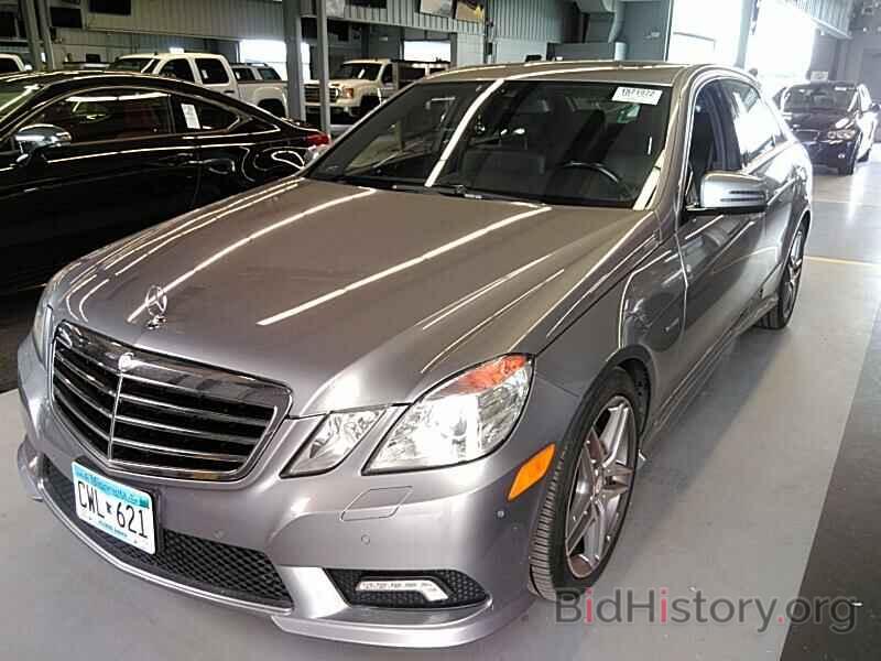 Photo WDDHF2EBXBA288958 - Mercedes-Benz E-Class 2011