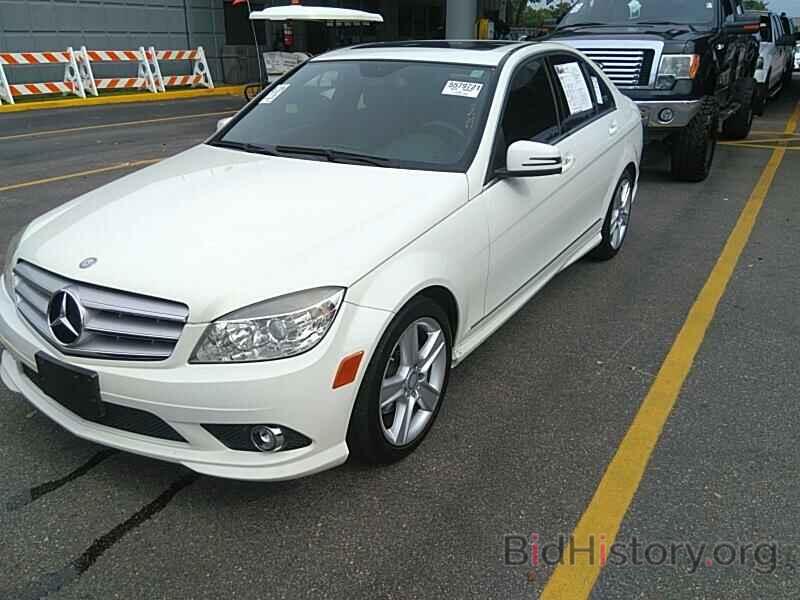 Photo WDDGF5EB7AR130364 - Mercedes-Benz C-Class 2010