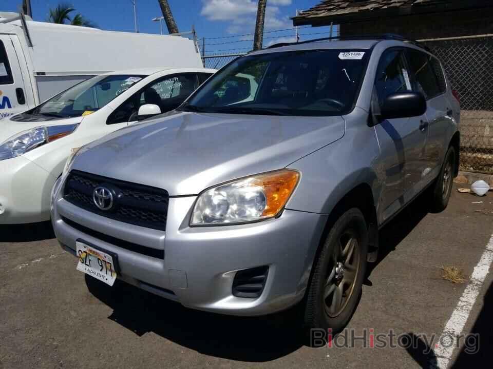 Photo JTMBF4DV3AD026221 - Toyota RAV4 2010