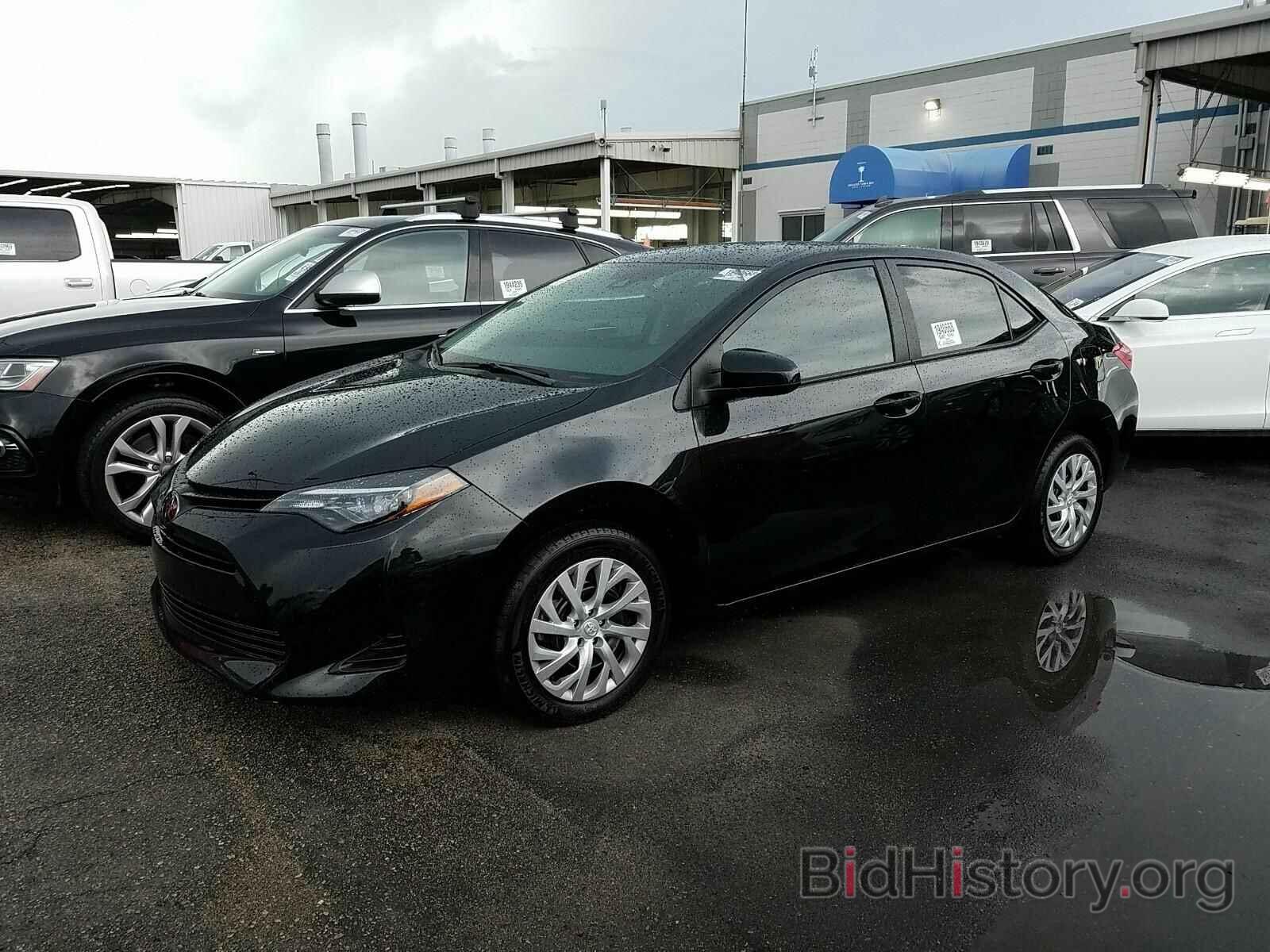 Photo 5YFBURHEXKP949548 - Toyota Corolla 2019