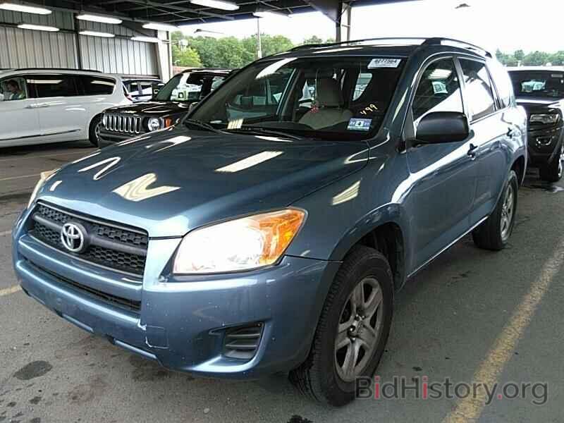 Photo 2T3BF4DV0AW070499 - Toyota RAV4 2010