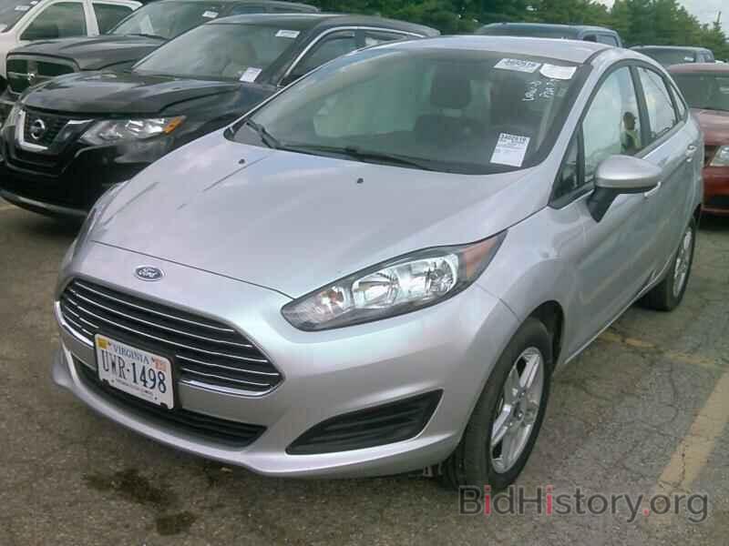 Photo 3FADP4BJ4KM118990 - Ford Fiesta 2019