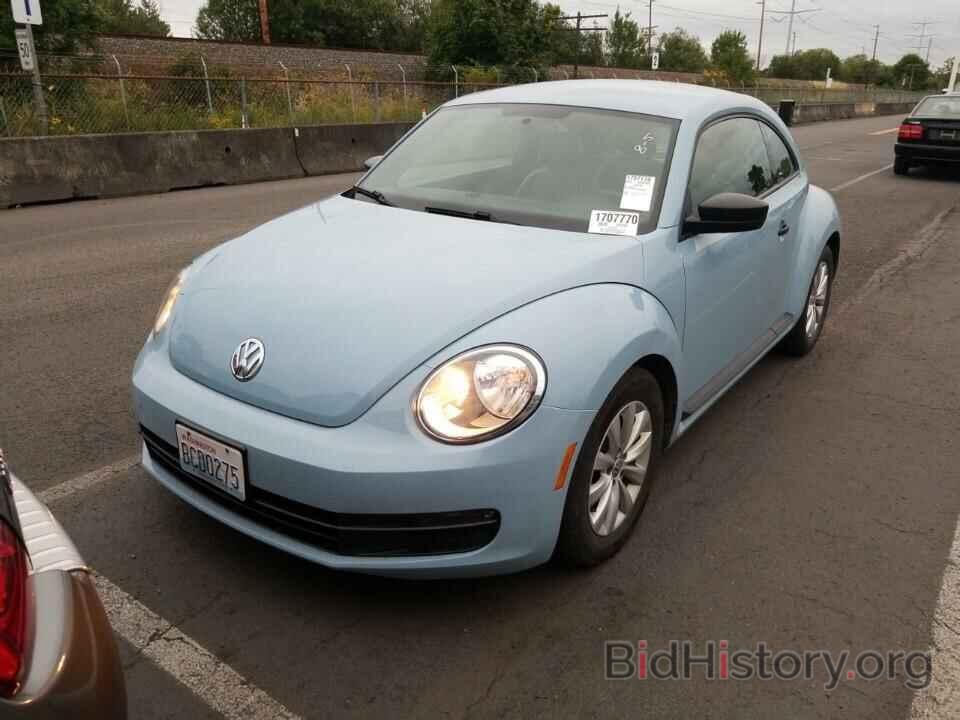 Photo 3VWF17AT1FM606662 - Volkswagen Beetle Coupe 2015