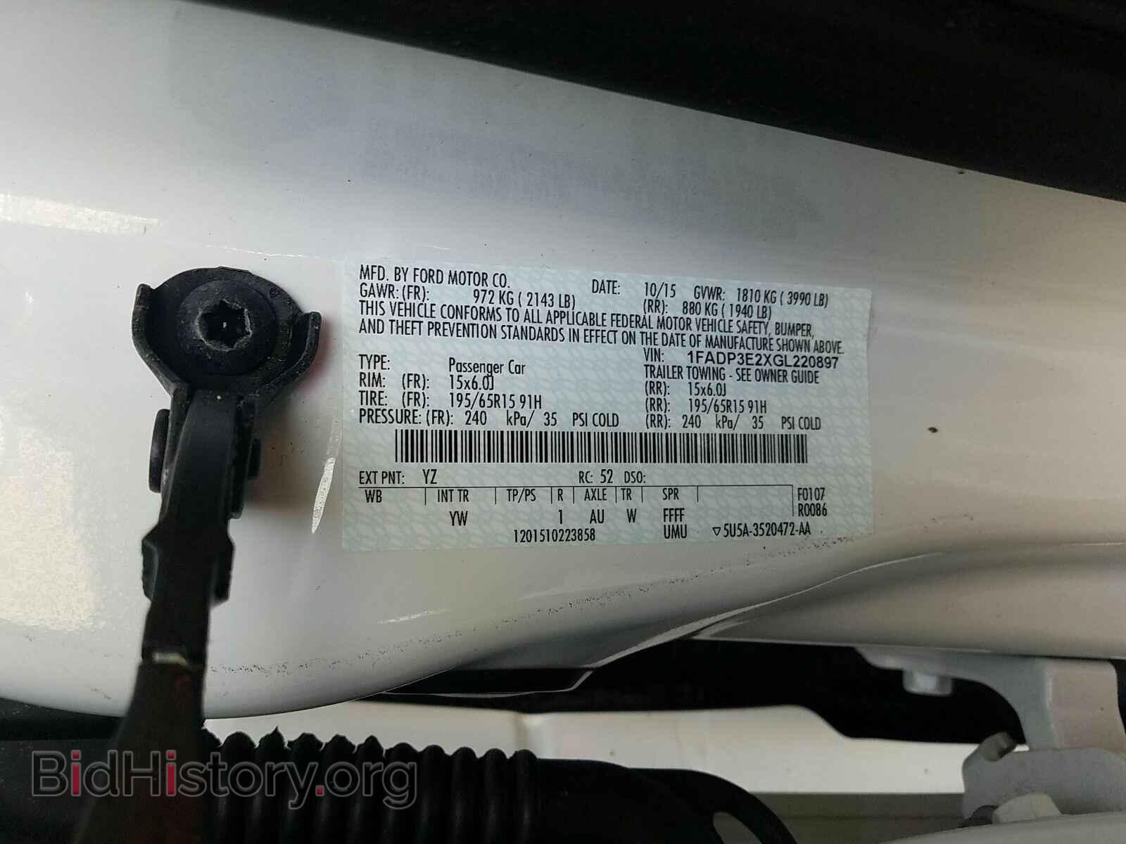 2016 Ford Focus - VIN: 1FADP3E2XGL220897 - Фото 6