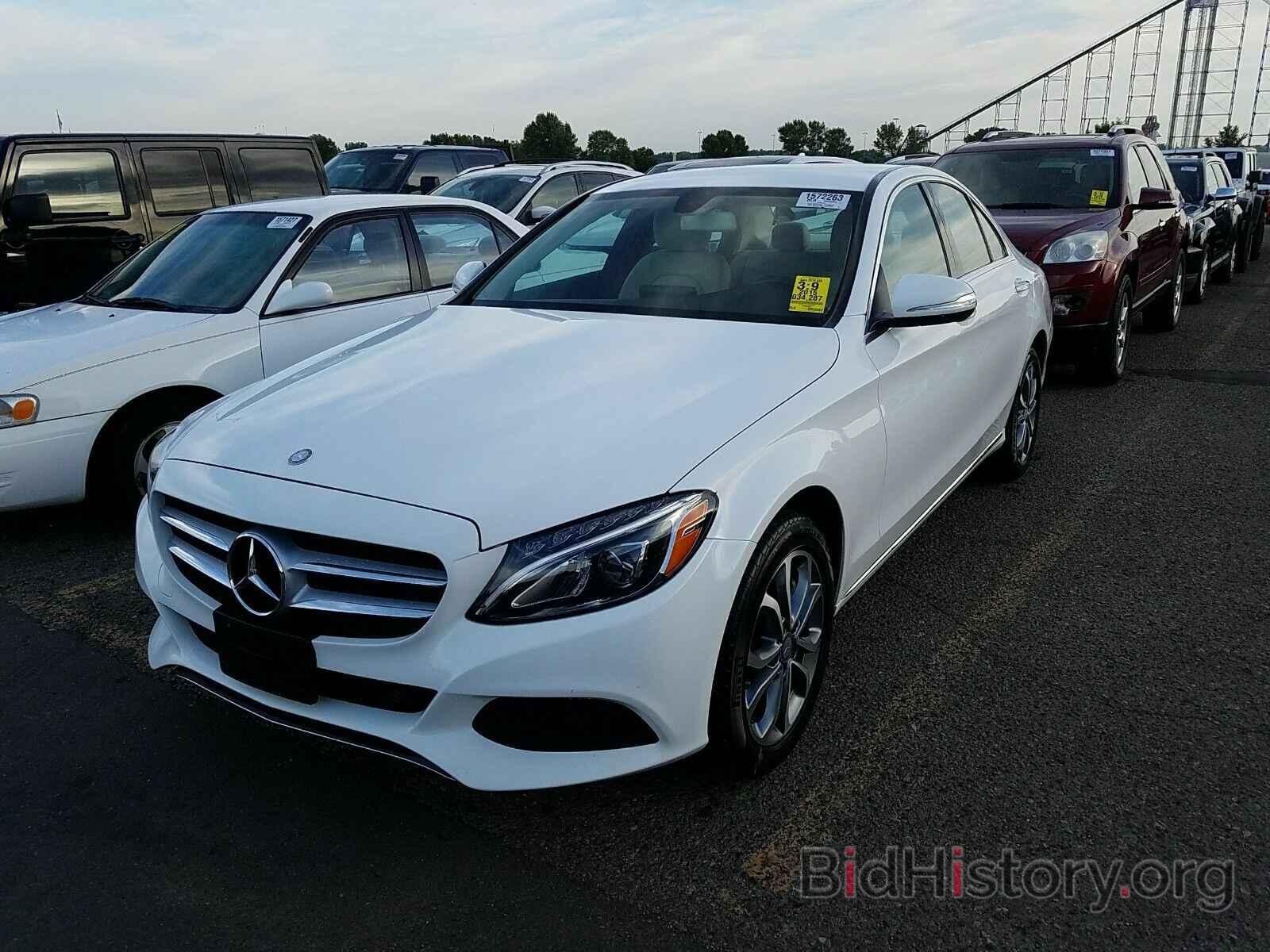 Photo 55SWF4KB3FU003935 - Mercedes-Benz C-Class 2015