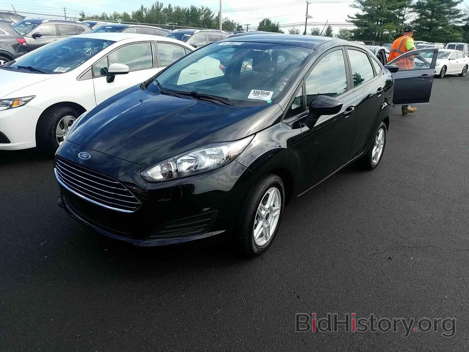 Photo 3FADP4BJ8KM111329 - Ford Fiesta 2019