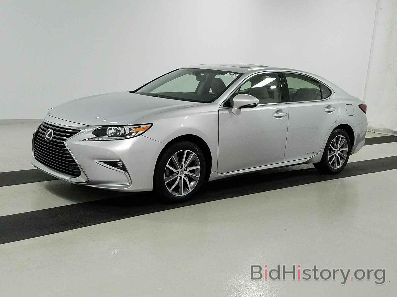 Photo JTHBW1GG7G2110122 - Lexus ES 300h 2016