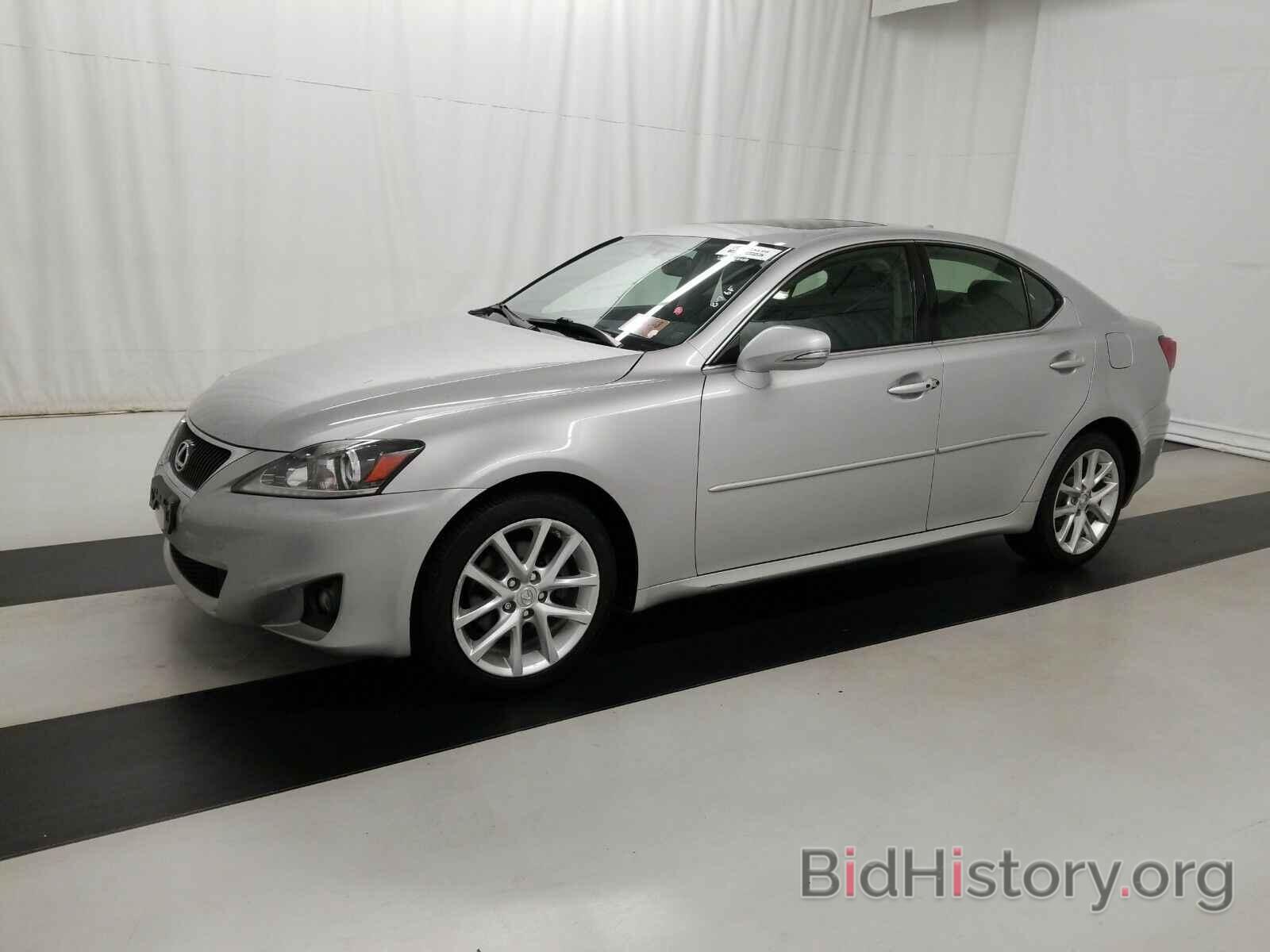 Photo JTHCF5C25D5061163 - Lexus IS 250 2013