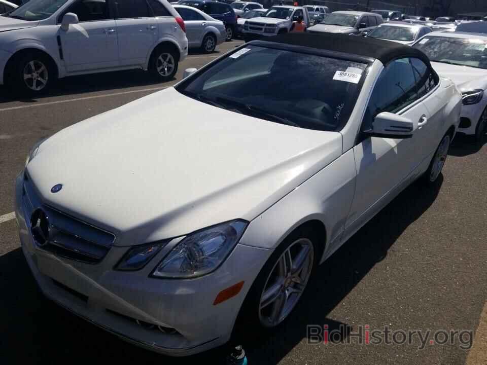 Photo WDDKK5GF9BF036379 - Mercedes-Benz E-Class 2011