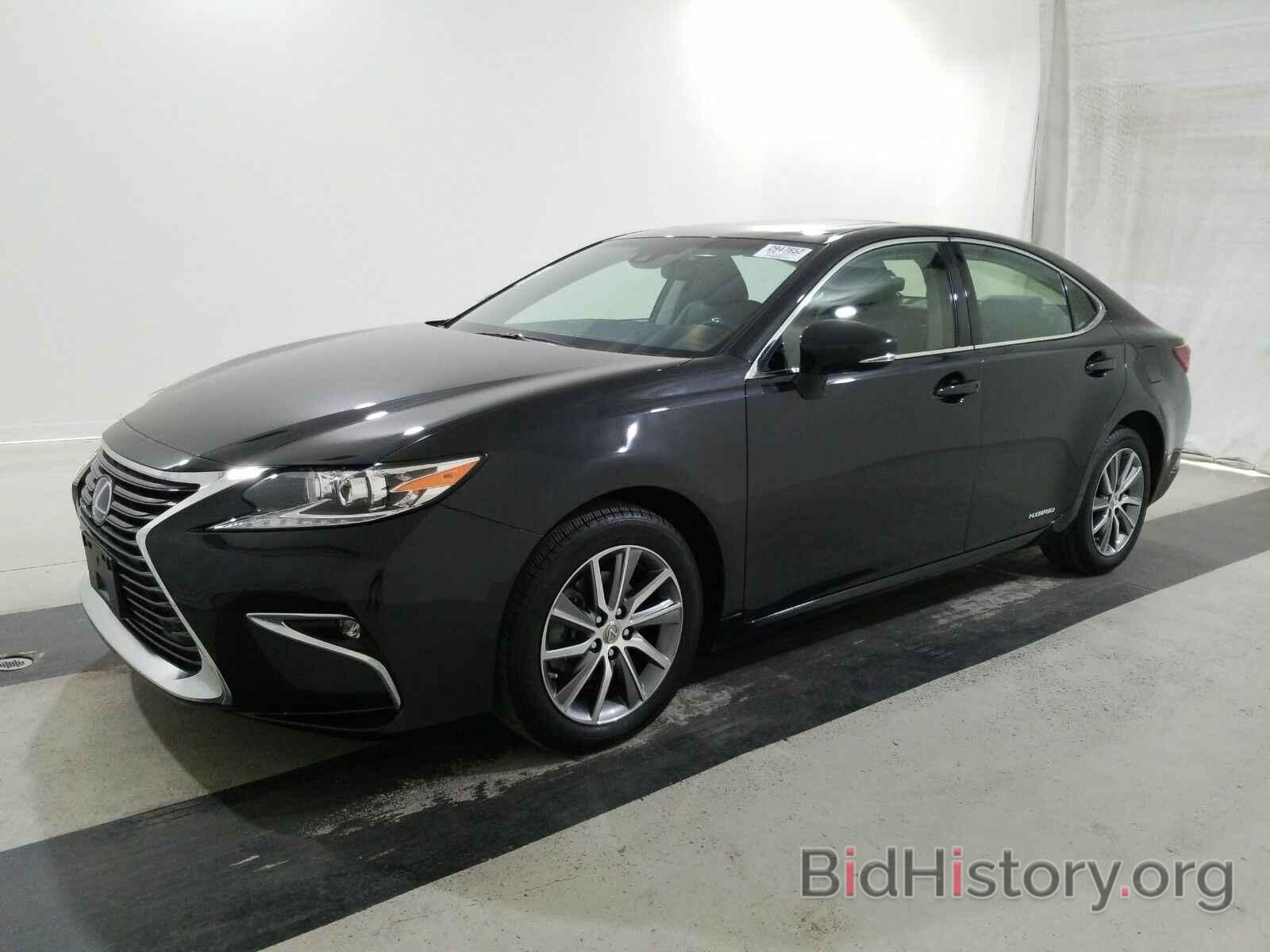 Photo JTHBW1GG6G2130202 - Lexus ES 300h 2016