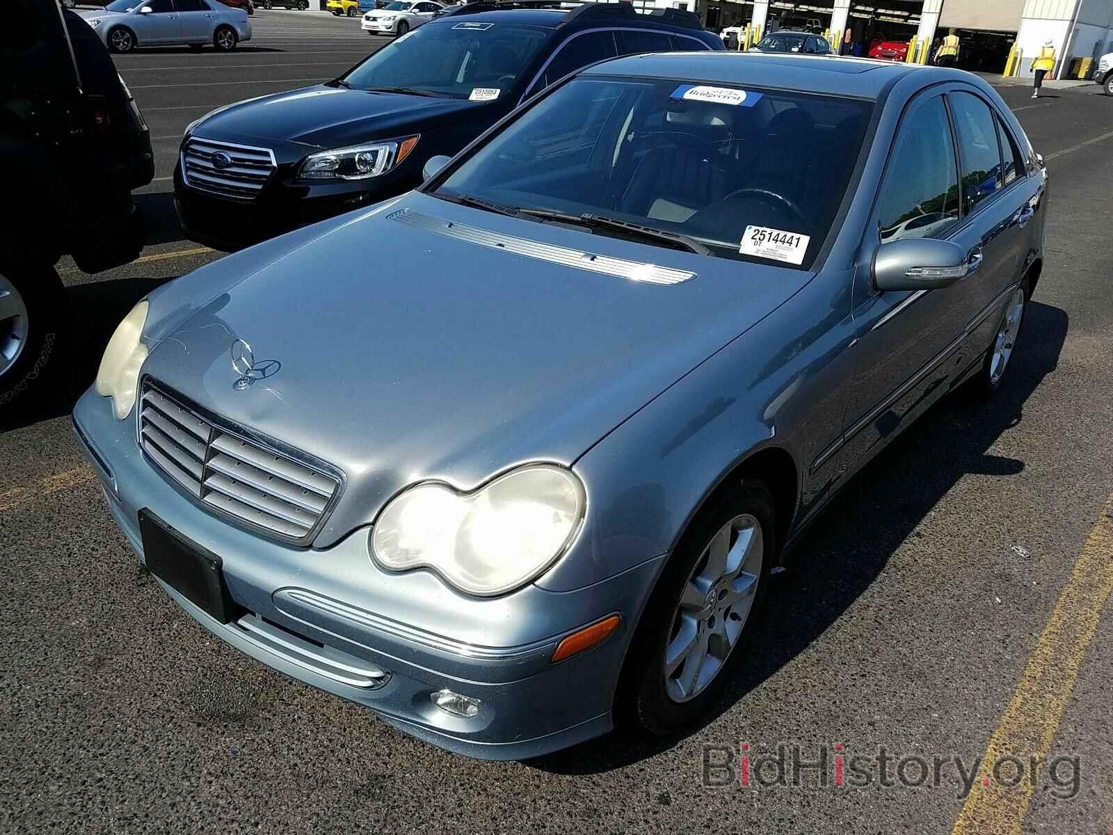 Photo WDBRF92H87F899659 - Mercedes-Benz C-Class 2007