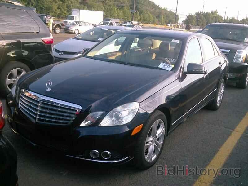 Photo WDDHF8HB8BA288438 - Mercedes-Benz E-Class 2011