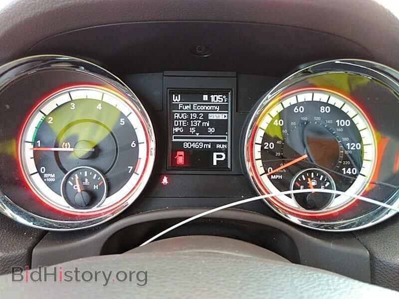 2012 Dodge Durango - VIN: 1C4RDHAG4CC247563 - Photo 5
