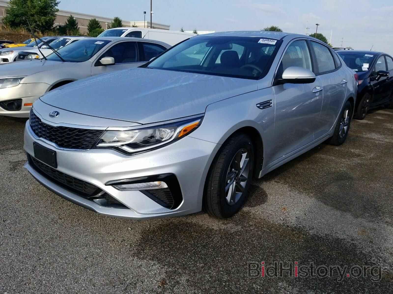 Photo 5XXGT4L38KG348374 - Kia Optima 2019