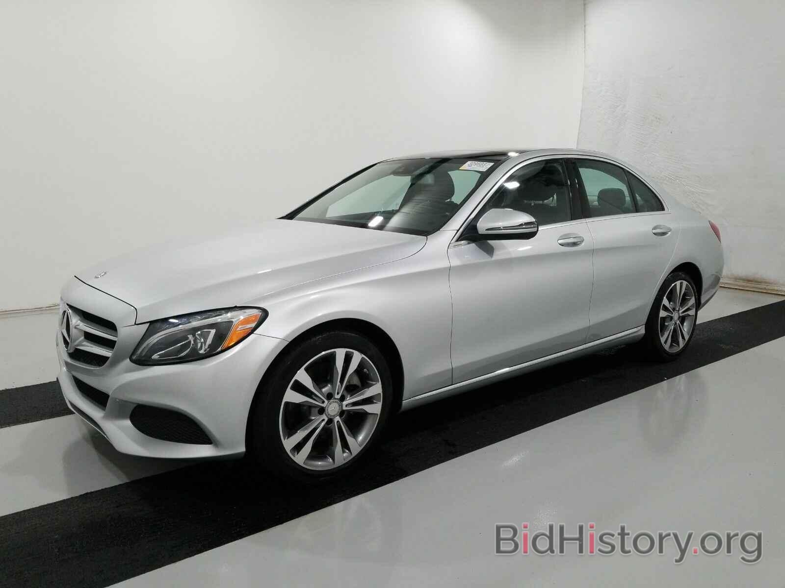 Photo 55SWF4JB9GU152191 - Mercedes-Benz C-Class 2016