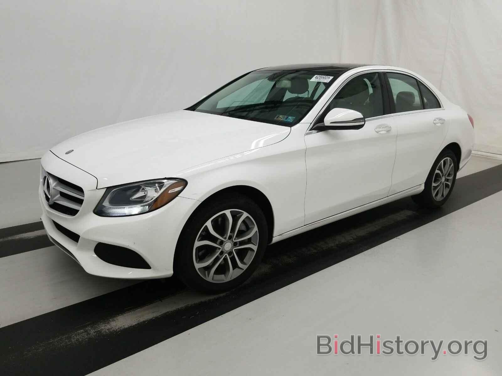 Photo 55SWF4KB5GU107957 - Mercedes-Benz C-Class 2016