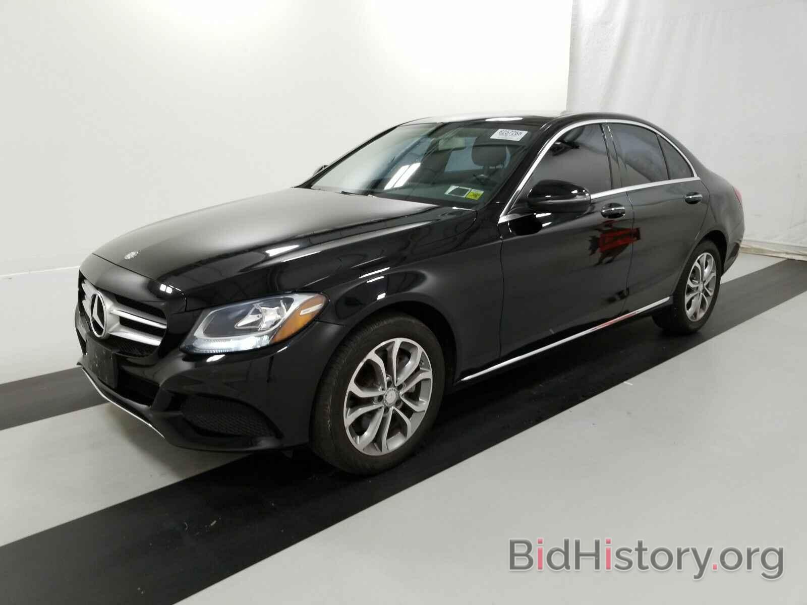 Photo 55SWF4KB8GU175007 - Mercedes-Benz C-Class 2016