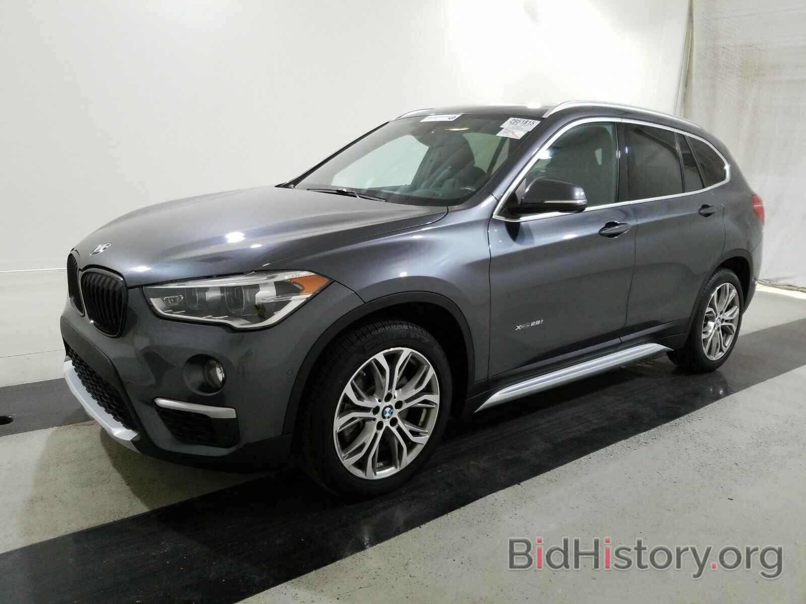 Photo WBXHT3C37H5F74066 - BMW X1 2017