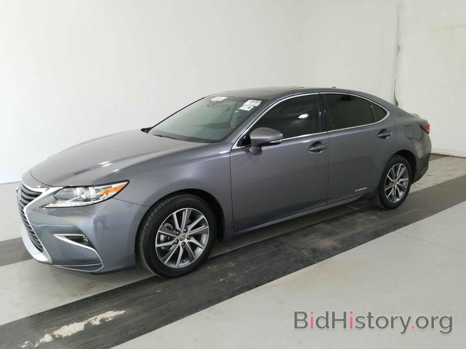 Photo JTHBW1GG8G2127625 - Lexus ES 300h 2016