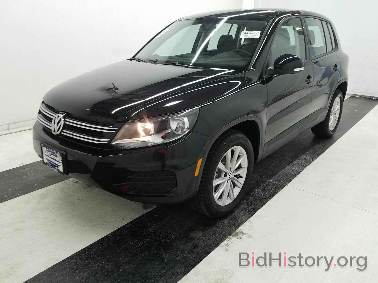 Photo WVGBV7AX2HK044348 - Volkswagen Tiguan Limited 2017