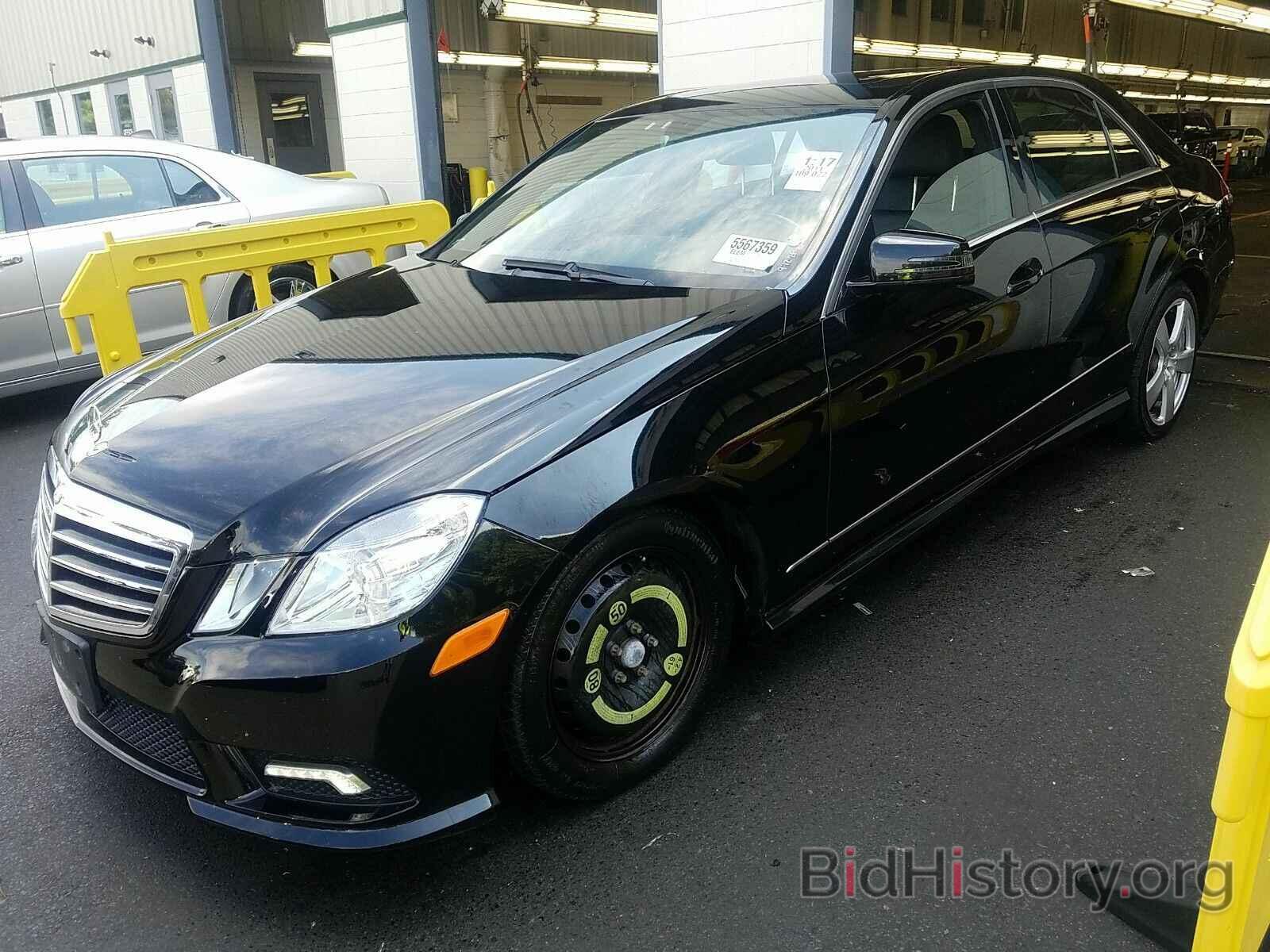 Photo WDDHF8HB6BA434786 - Mercedes-Benz E-Class 2011