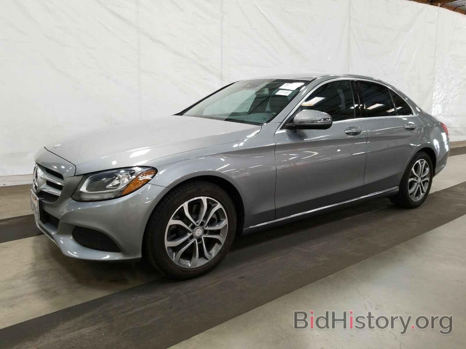 Photo 55SWF4JB5GU147134 - Mercedes-Benz C-Class 2016