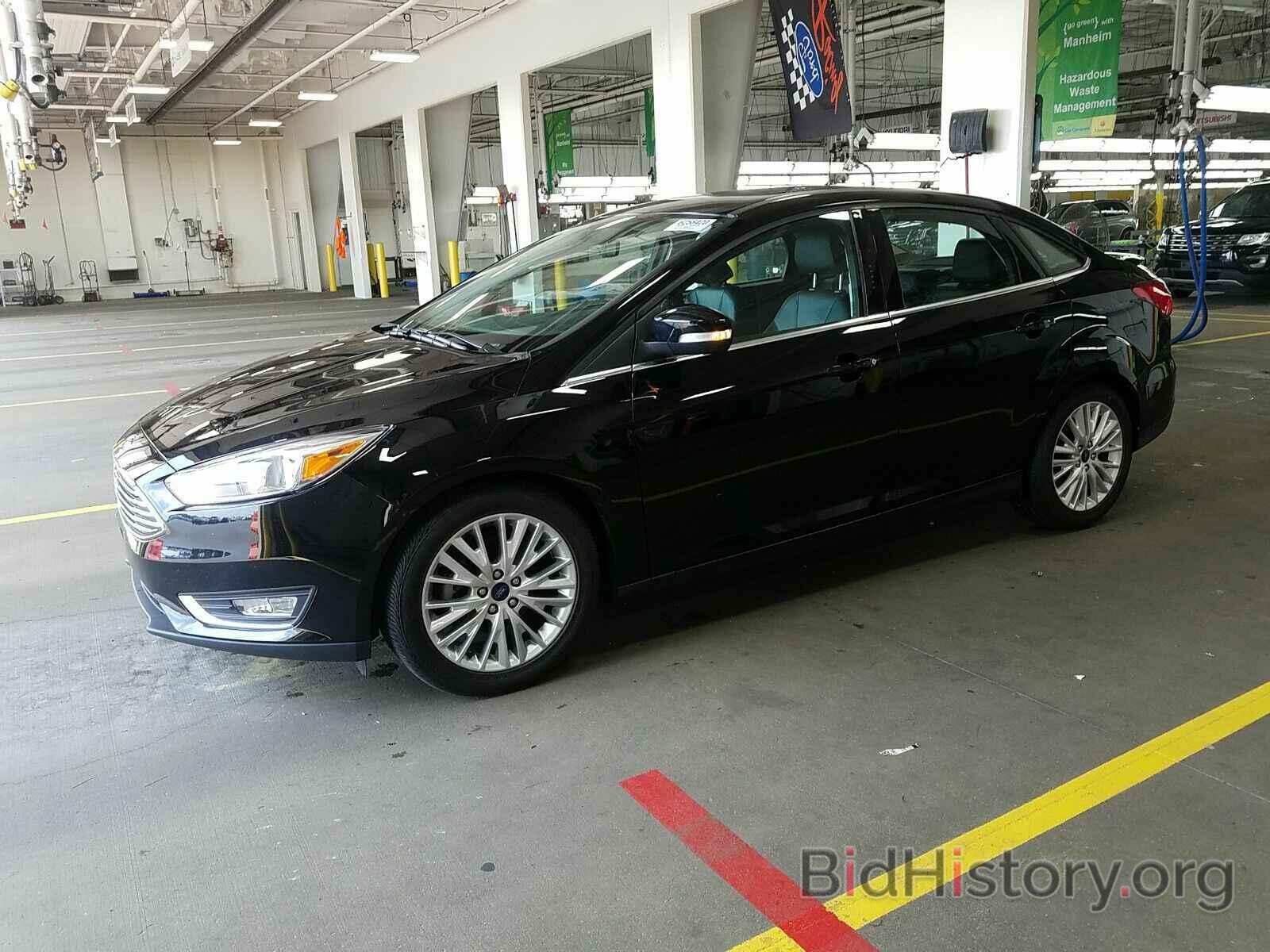 Photo 1FADP3J2XJL294107 - Ford Focus 2018