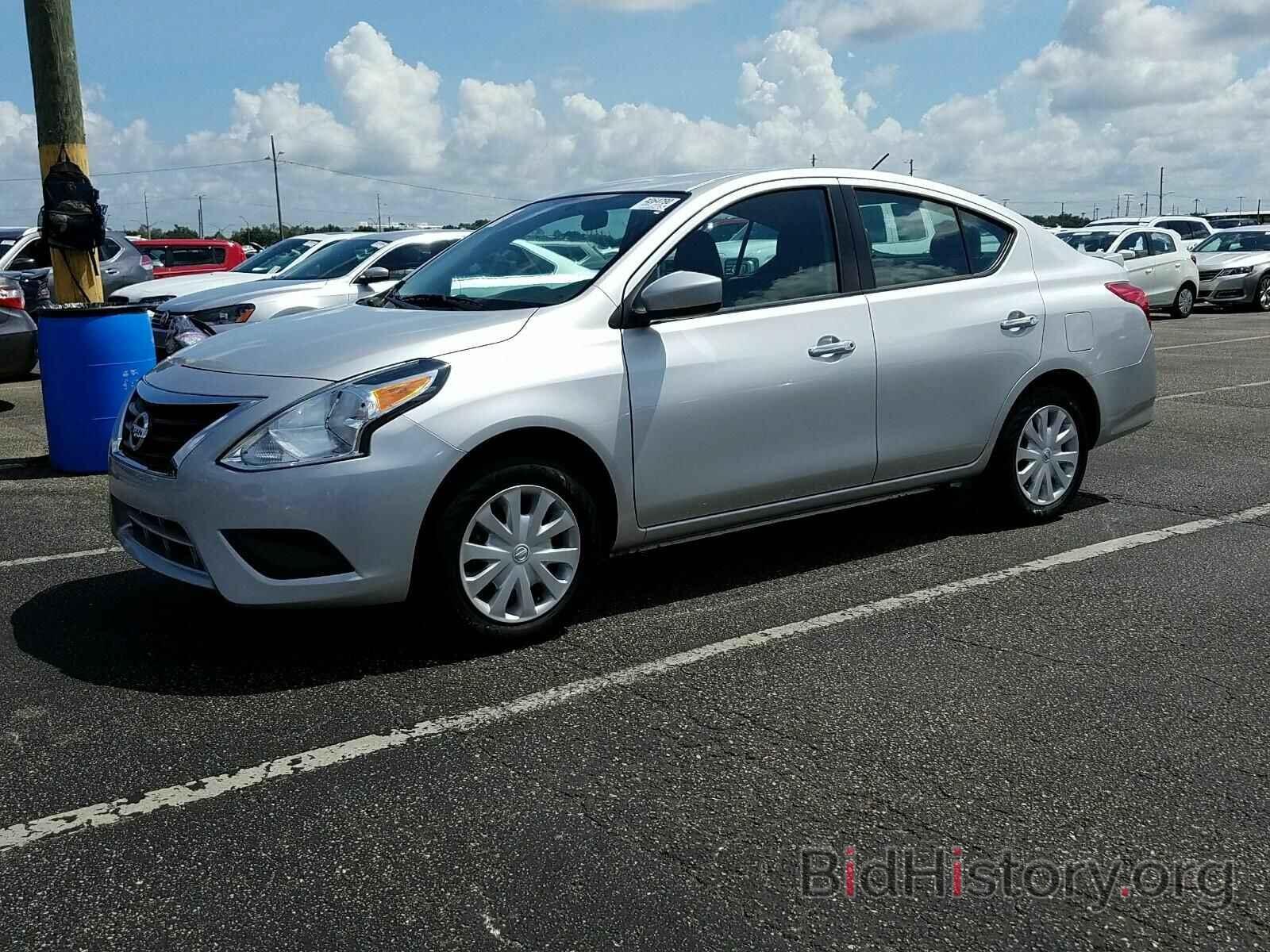 Photo 3N1CN7AP5HL886031 - Nissan Versa Sedan 2017