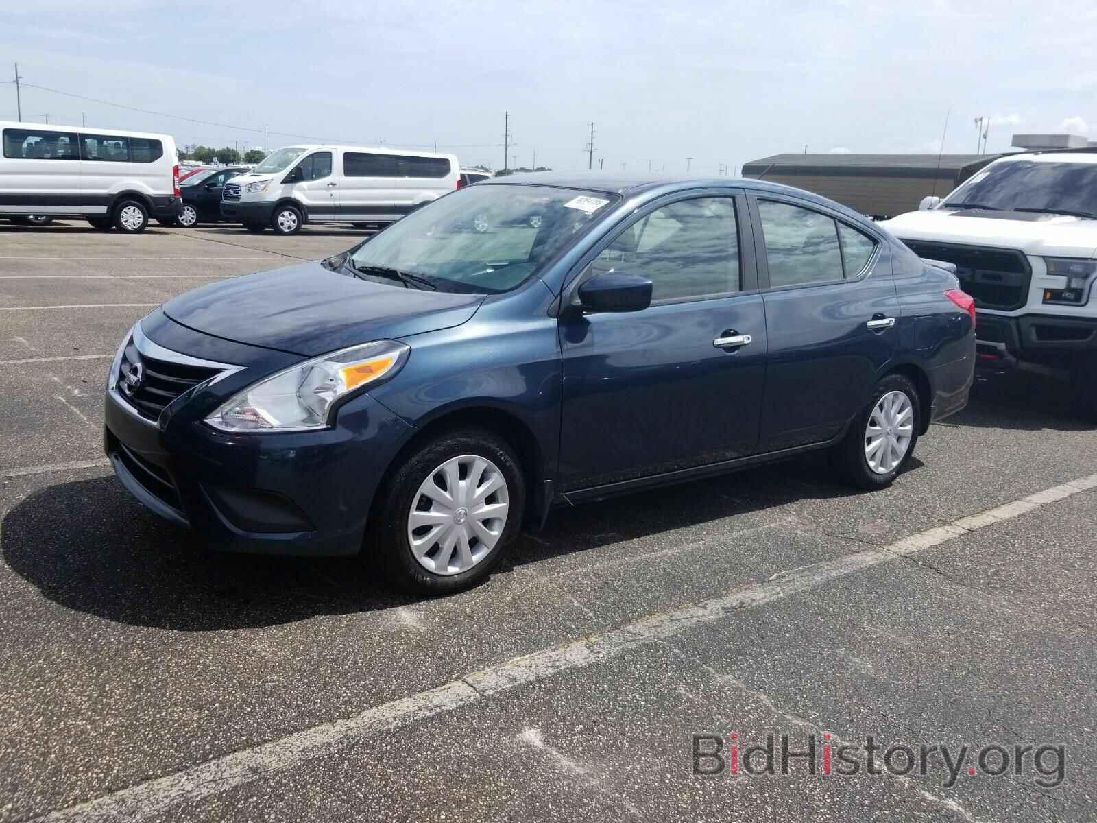 Photo 3N1CN7AP8HL865657 - Nissan Versa Sedan 2017