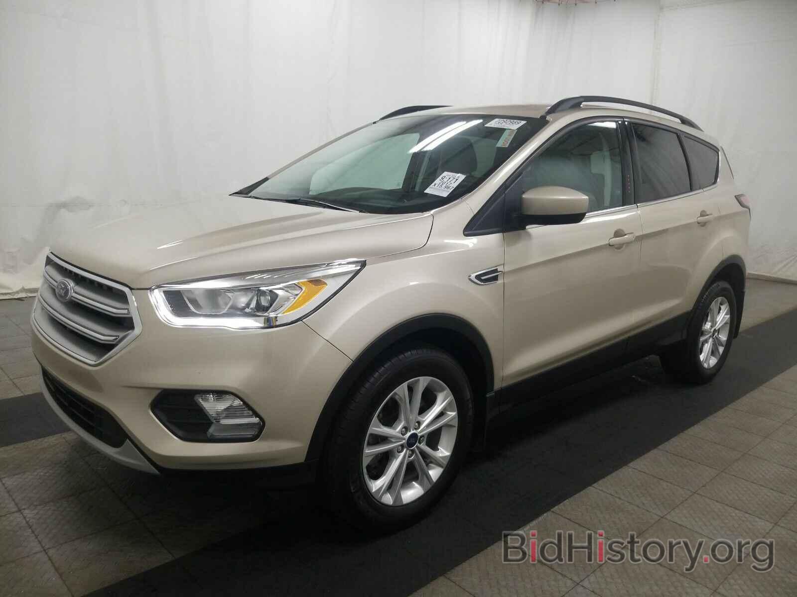 Photo 1FMCU9GD4HUA71555 - Ford Escape 2017